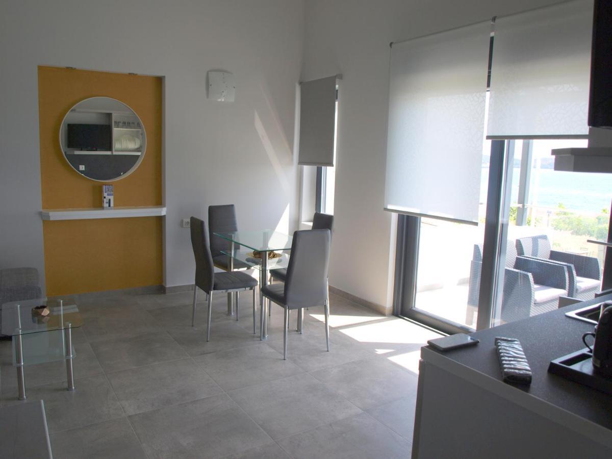 Attic Apartments Ajia Anna Zewnętrze zdjęcie